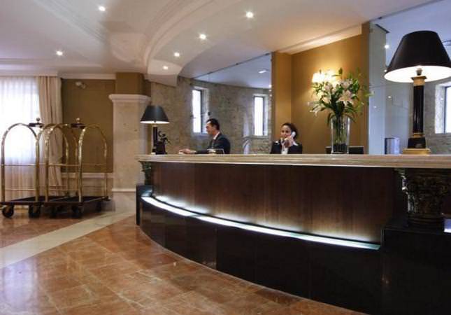 Las mejores habitaciones en Hotel Cándido. Relájate con nuestro Spa y Masaje en Segovia